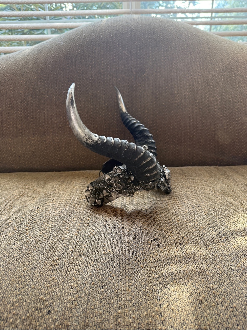 Gothic Silver Succubus Horned Headpiece - Picture 5 of 9